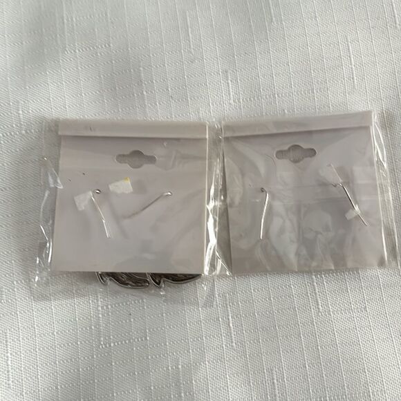 RAINBOW COLLECTION SILVER COWGIRL AND FLEUR DE LIS EARRINGS.  NEW - Picture 4 of 4